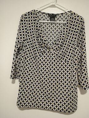 George Stretch  Geometric V-Neck 3/4 Sleeve Women's Size XL 16/18 Stretchy Shirt